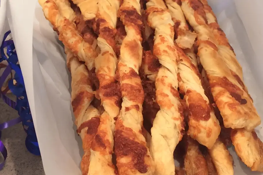 Сырная соломка