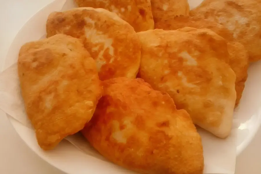 Чебуреки с сыром и картошкой