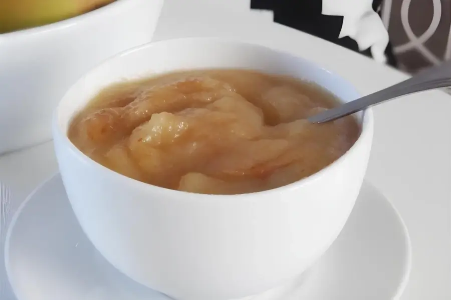 Яблочное пюре
