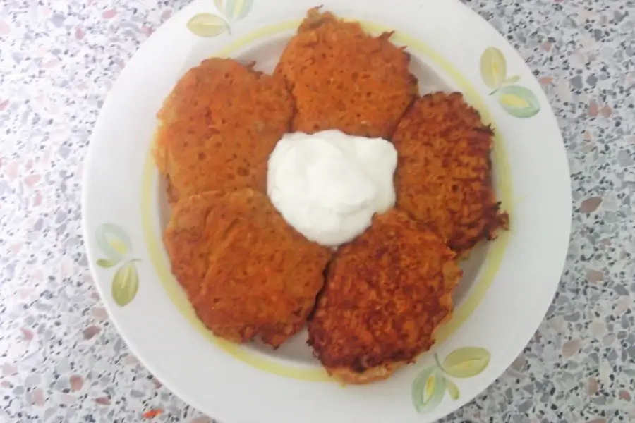 Морковные оладушки