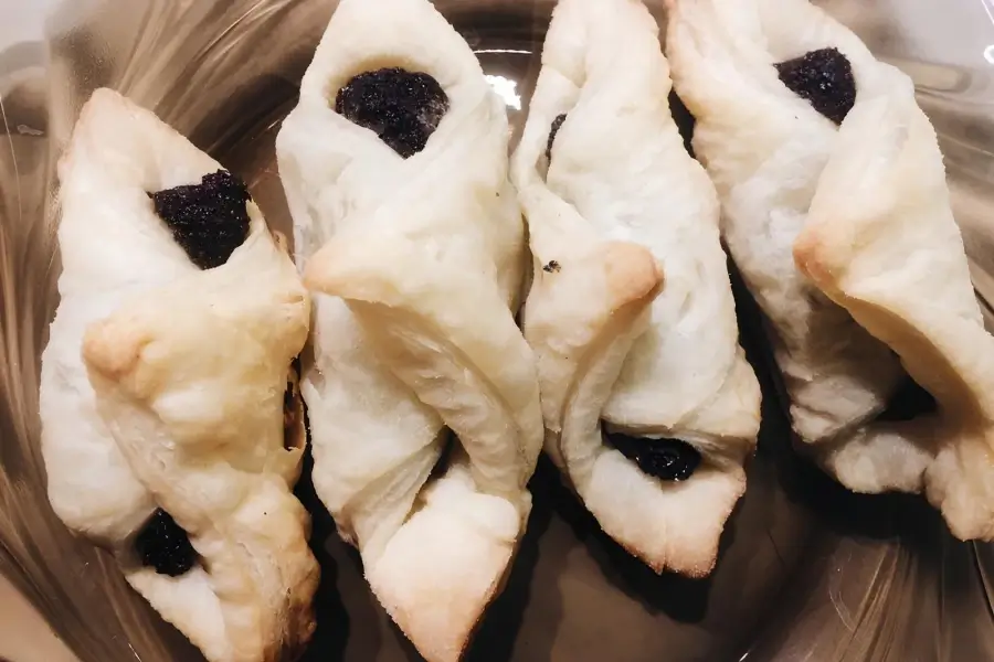 Слойки с маком