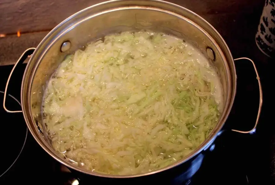 Варка картофеля и капусты