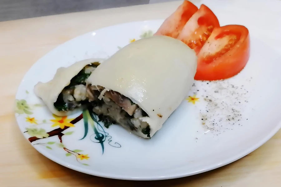 Кальмары фаршированные рисом и грибами