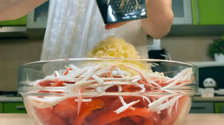 Натирание сыра