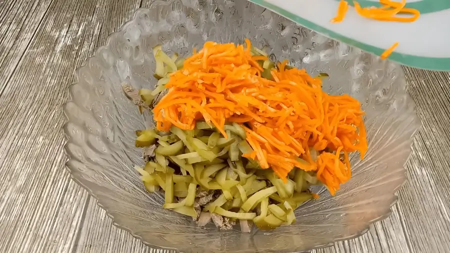 Измельчение корейской моркови