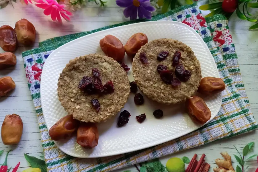 Яблочные кексы в микроволновке