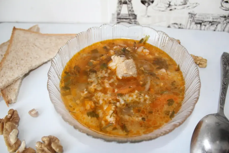 Суп Харчо с грецкими орехами