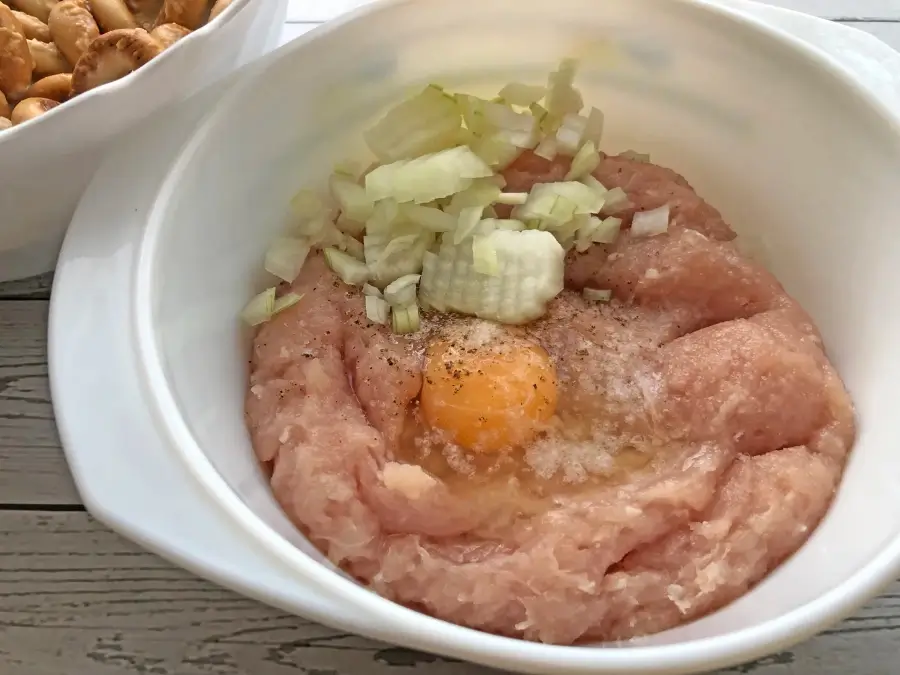 Подготовка мясной начинки