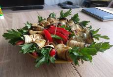 Рулет из баклажанов с сыром