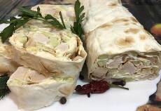 Рулет из лаваша с курицей