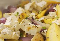 Запеченный картофель с сыром фета