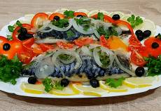 Запеченная скумбрия в фольге