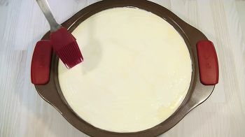 Запеканка из творога и сметаны фото 9 шага рецепта