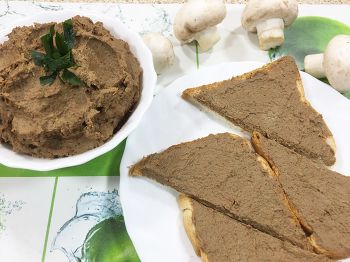 Паштет из куриной печени с грибами фото 8 шага рецепта