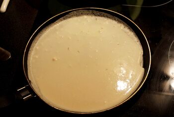 Блины на молоке фото 5 шага рецепта