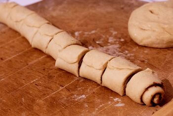 Булочки синнабон фото 9 шага рецепта