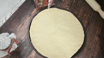 Пицца классическая фото 8 шага рецепта