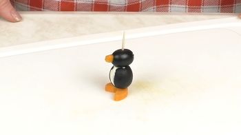 Канапе пингвины фото 5 шага рецепта