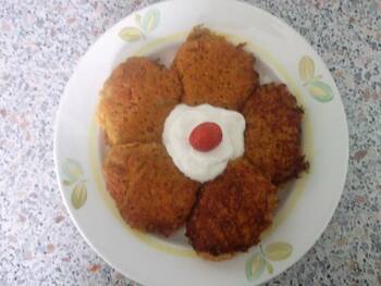 Морковные оладушки фото 4 шага рецепта