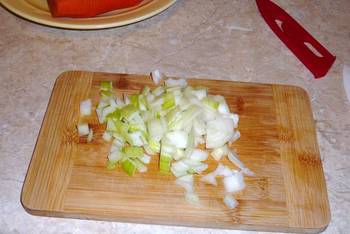 Омлет с сыром и помидорами фото 2 шага рецепта