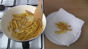 Картофель фри на сковороде фото 6 шага рецепта