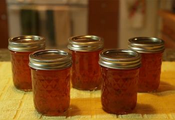 Красно-зеленое желе с халапеньо фото 4 шага рецепта