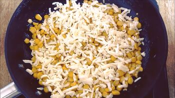 Сладкая кукуруза с сыром фото 5 шага рецепта
