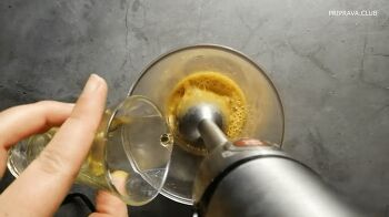 Заправка для салата с курицей фото 4 шага рецепта