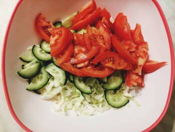 Салат с пекинской капустой фото 3 шага рецепта