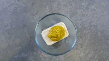 Форель запеченная с сыром фета фото 2 шага рецепта