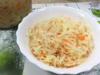 Хрустящая квашеная капуста фото 8 шага рецепта