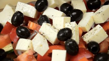 Греческий салат с брынзой фото 5 шага рецепта