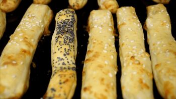 Рецепт сырных палочек фото 9 шага рецепта