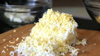 Рулеты из кабачков с чесноком фото 5 шага рецепта