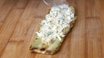 Рулеты из кабачков с чесноком фото 9 шага рецепта