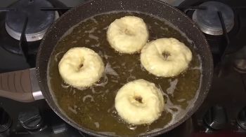 Пончики из творога фото 9 шага рецепта