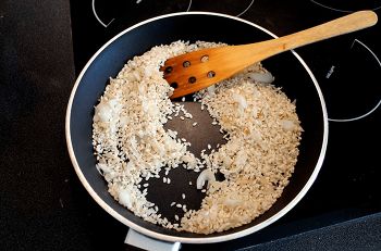 Ризотто с курицей и овощами фото 7 шага рецепта