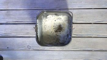 Хлеб на кефире в хлебопечке фото 2 шага рецепта