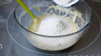 Пончики без кефира фото 5 шага рецепта