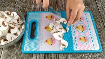 Мясные гнезда с грибами и сыром фото 2 шага рецепта