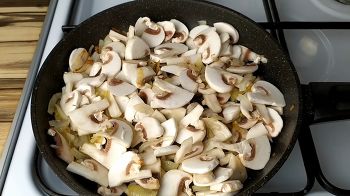 Мясные гнезда с грибами и сыром фото 4 шага рецепта