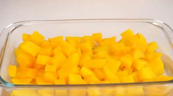 Тыквенный пирог со сгущенкой фото 12 шага рецепта