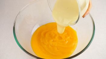 Тыквенный пирог со сгущенкой фото 14 шага рецепта