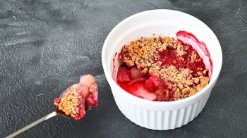 Ягодный крамбл фото 10 шага рецепта