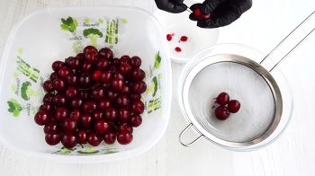 Ягодный крамбл фото 2 шага рецепта