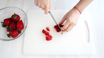 Ягодный крамбл фото 3 шага рецепта