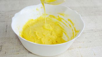 Пасхальный кулич с изюмом фото 8 шага рецепта