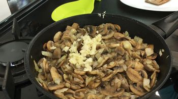 Запеканка из картофеля с грибами фото 5 шага рецепта