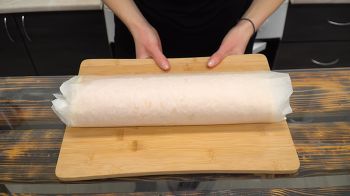 Бисквитный рулет с джемом фото 20 шага рецепта