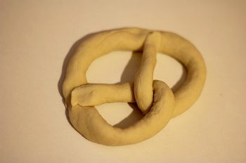 Немецкий Брецель фото 6 шага рецепта